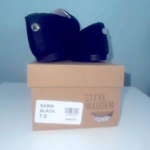 Steve Madden Women’s Sabin Knit Flats NIB, NWOT